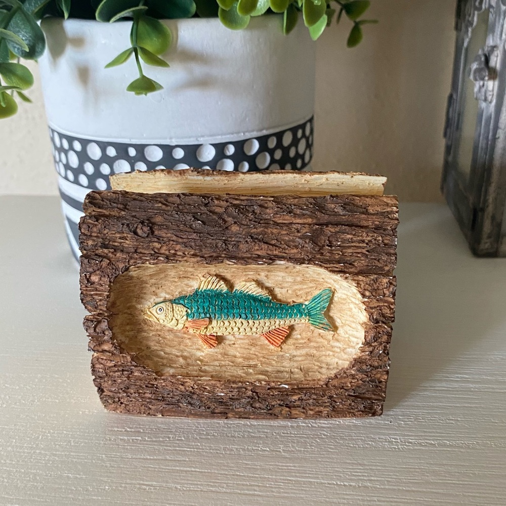 Russ Berrie Wood Tone Painted Fish BUSINESS CARD HOLDER Reel Life